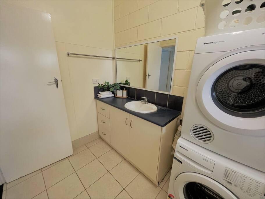 Three Palms Apartments Unit 2 Esperance Dış mekan fotoğraf