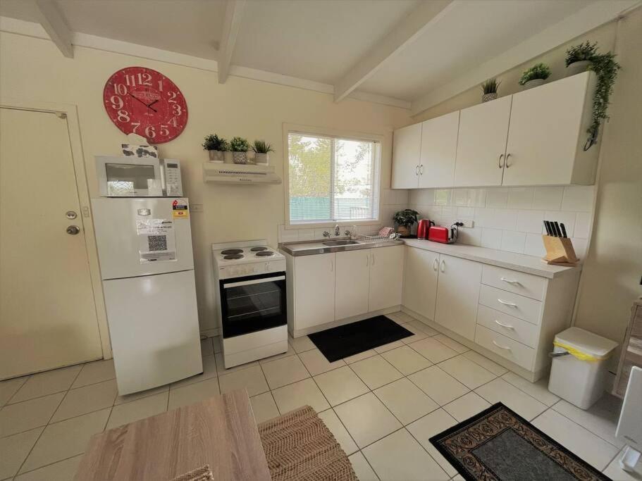 Three Palms Apartments Unit 2 Esperance Dış mekan fotoğraf